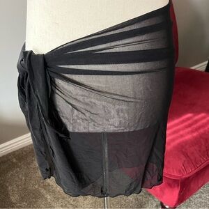 Martini Black Short Mesh Wrap Sarong Bikini Cover Up. NWT. OS.